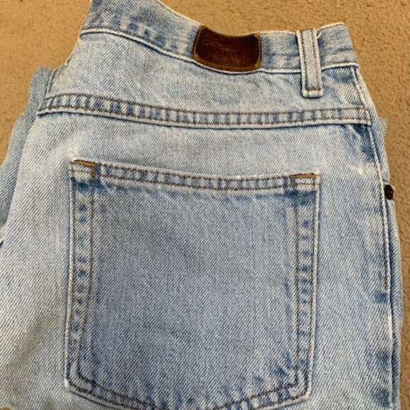 L.L. BEAN - Picture 2 of 2